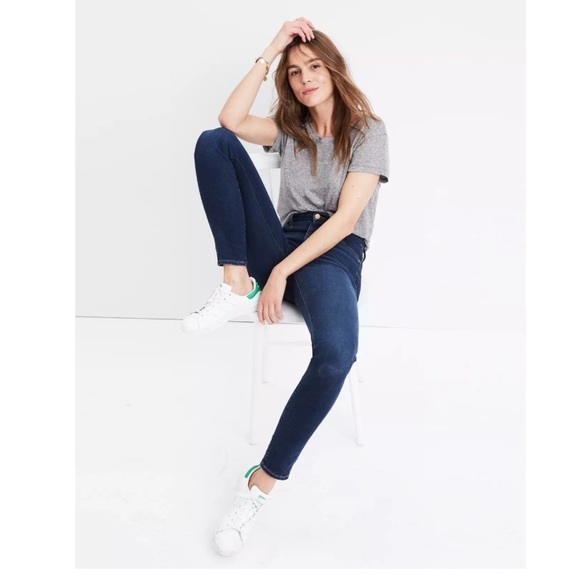 Madewell 10” High-Rise Skinny with magic pockets - Picture 2 of 4